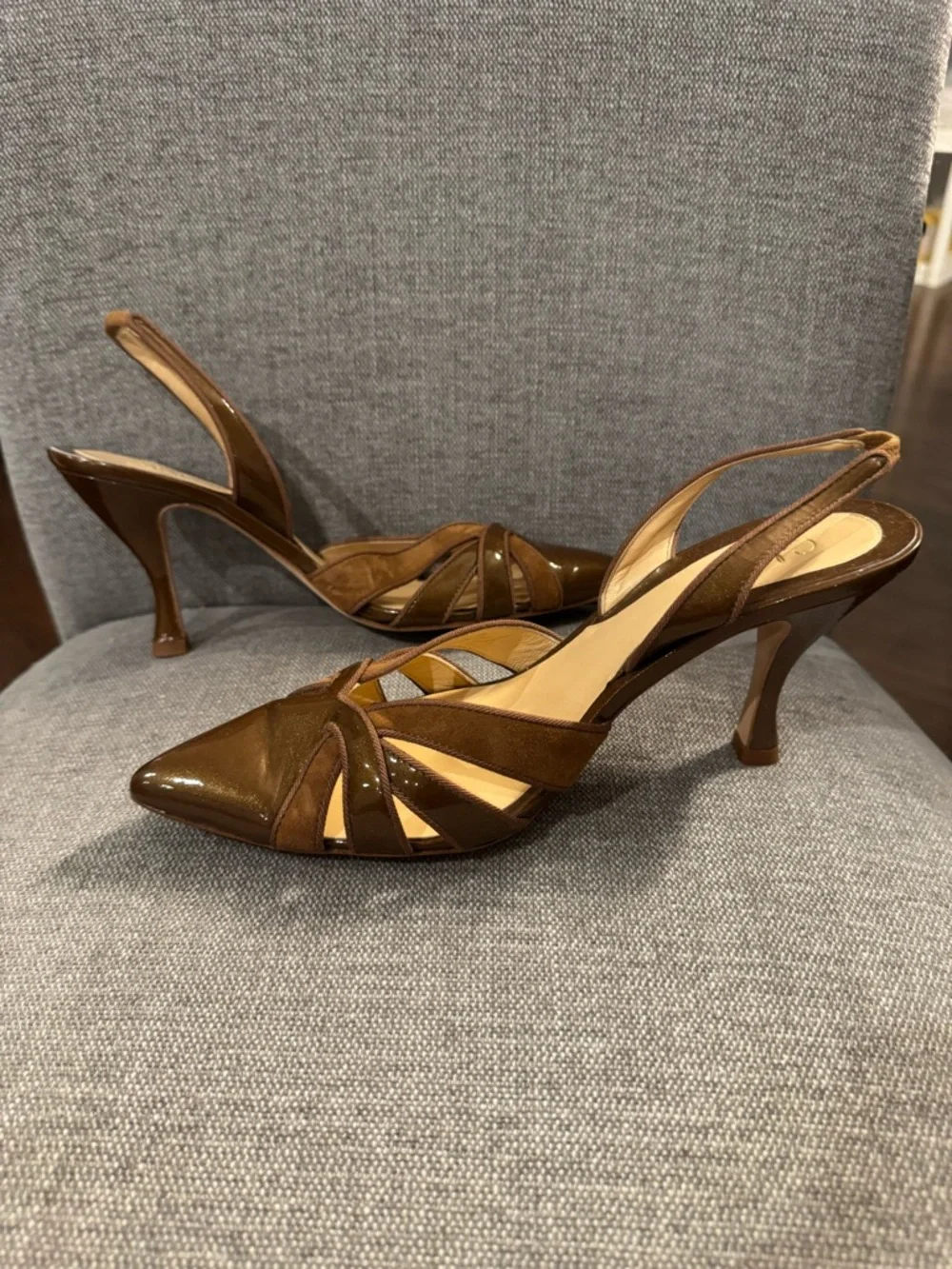 Cole Haan Brown Patent Leather Slingback Heels Size 8 Pointed Toe Suede Strappy - Picture 5 of 8